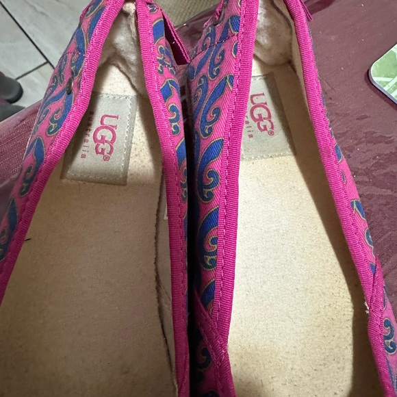 Ugg shoes - Picture 4 of 5